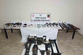 Payas’ta evini silah yapım atölyesine çeviren şahsa suçüstü