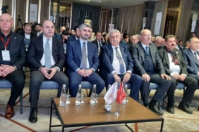 Pazar günleri market zincirlerinin kapalı olması masaya yatırıldı