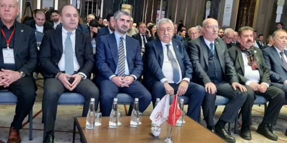 Pazar günleri market zincirlerinin kapalı olması masaya yatırıldı