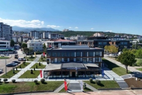 Petek Genç Dijital Gençlik Merkezi’nde kurslar devam ediyor