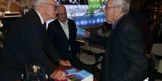 Prof. Dr. Kenan Mortan’ın "100 Soruda Kazdağları ve Etekleri Kılavuzu" kitabı tanıtıldı
