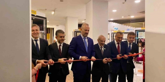 Pul Müzesinde "PTT 185 Yaşında Pul Sergisi"