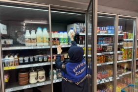 Raflarda bulunan tarihi geçmiş ürünler imha edildi