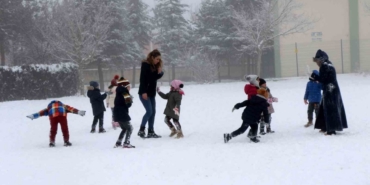 Refahiye’de eğitime kar engeli: Okullar 1 gün tatil