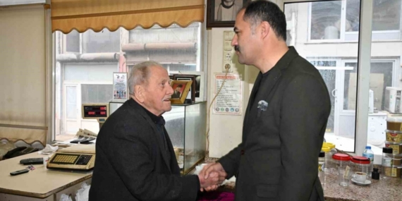 Regaip Kandili’nde, Demirci’de ustalara vefa ziyareti