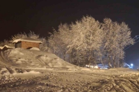 Rize’de beklenen kar yağışı başladı
