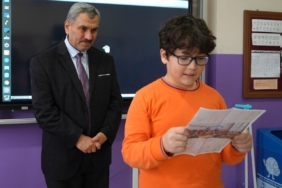 Sabri Öğretmen’e yapılan sürprize Ankara’dan duygusal mektuplar