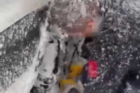 Sağlık ekiplerinin kar mesaisi: Zincir takıp hastaya ulaştılar