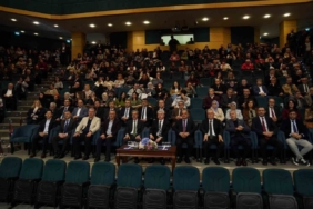 Sakarya Üniversitesi "Araştırma Üniversitesi" statüsünü törenle kutladı