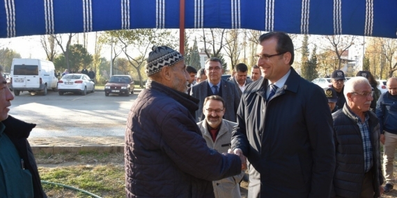 Salihli Kaymakamı Güldoğan Sarıpınar’da sorunları dinledi