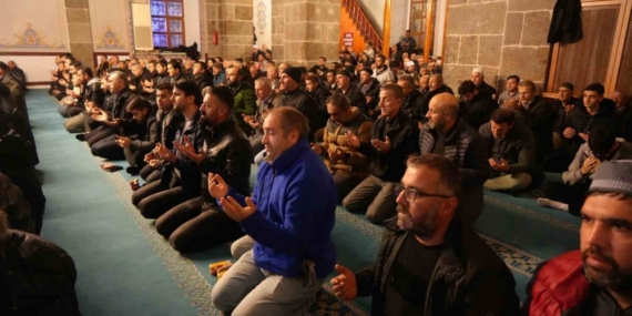 Samsun’da Regaip Kandili idrak edildi