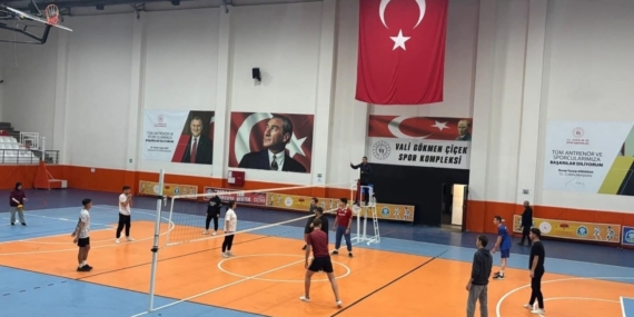 Sandıklı MYO Güz Dönemi Voleybol Turnuvası sona erdi