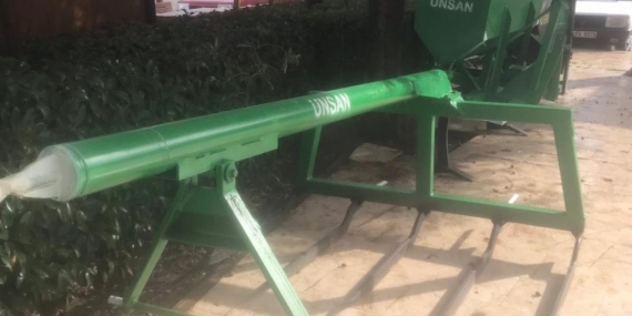 Sarıgöl Ziraat Odası’ndan çiftçilere ekipman desteği