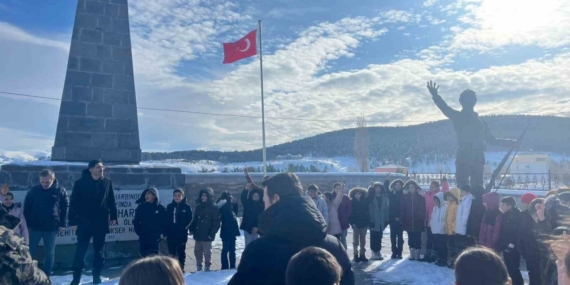 Sarıkamış’ta genç yürekler donan umutları ısıttı