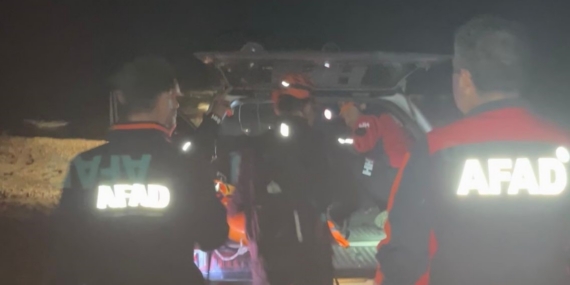Sarp arazide yaralanan göçmen kurtarıldı