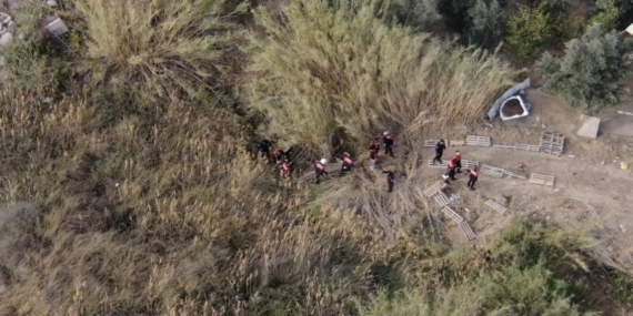 Sazlıkta gizlenen şahıs dron kamerasıyla yakalandı