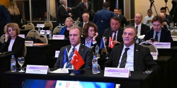 Seçer: "Demokrasi bir miras değil, emek isteyen canlı bir süreçtir"