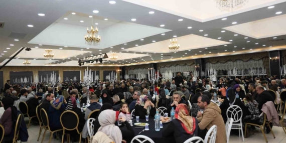 Şehit aileleri ve gaziler vefa buluşmasında bir araya geldi