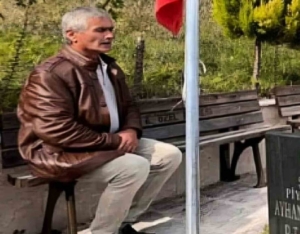 Şehit babasına yazdığı cezayı kendi ödedi