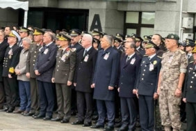 Şehit polis memuru Emre Albayrak için İstanbul İl Emniyet Müdürlüğünde tören düzenlendi