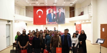 Şehit yakınları ve gaziler için "Ay Yıldız" korosu kuruldu