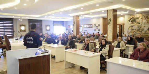 Şehzadeler’de şehit yakınları ve gazilere afet farkındalık eğitimi