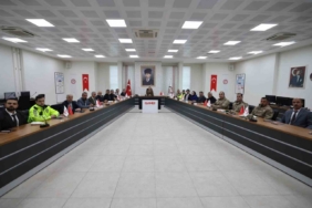 Siirt’te karla mücadelede 200 araç ve 600 kişi sahada