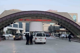 Siirt’te tahlil sonuçlarını değiştirdiği iddiasıyla 8’i sağlık çalışanı 30 kişi gözaltına alındı