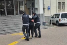 ’Silahla yağma’ suçundan aranan hükümlü yakalandı