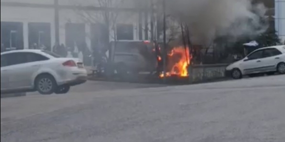 Şile’de seyir halindeki araç alev aldı