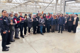 Simav’da sera çalışanı 54 kadına KADES tanıtıldı