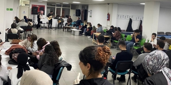 Simav’da üniversite öğrencilerine yönelik motivasyon programı düzenlendi