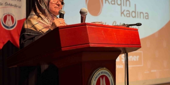 Sincan’da düzenlenen Kadın Kadına Aile Sohbetleri aralıksız devam ediyor