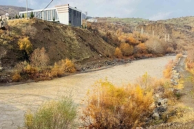 Şırnak’ta yağış sonrası Hezil Çayı coştu, suyun debisi yükseldi