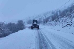 Sivas’ta kar etkili oldu, 136 yerleşim yerinin yolu kapandı