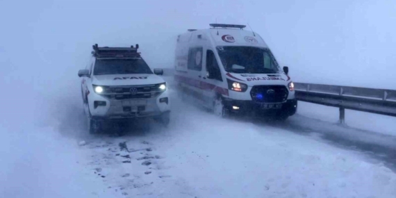 Sivas’ta zincirleme trafik kazası: 4 yaralı