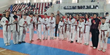 Siyah kuşak sınavında Afyonkarahisarlı sporculardan önemli başarı