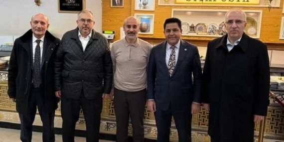 Siyasilerin uğrak noktası Sıtkı Usta