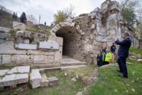 Smyrna Tiyatrosu gün yüzüne çıkıyor