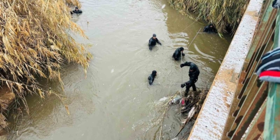 Sulama kanalında kaybolan sürücüyü arama çalışmaları sürüyor