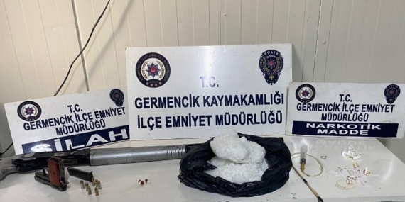 Şüphe üzerine durduruldu, evinde 2 kilogram uyuşturucu ele geçirildi