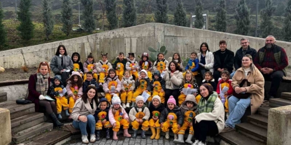Süs ve Tıbbi Bitkiler Botanik Bahçesi minik ziyaretçilerini ağırladı