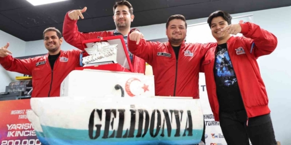 Tam otonom su üstü deniz aracıyla 284 takım arasından Türkiye ikinciliği