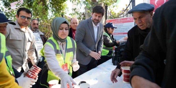 Tarsus’ta sıcak çorba ikramı başladı