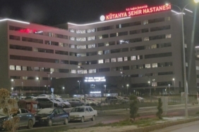 Tartıştığı arkadaşını bıçaklayarak öldürdü