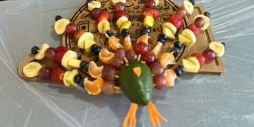 Tavşanlı’da minik ellerden sanat eseri meyve tabakları