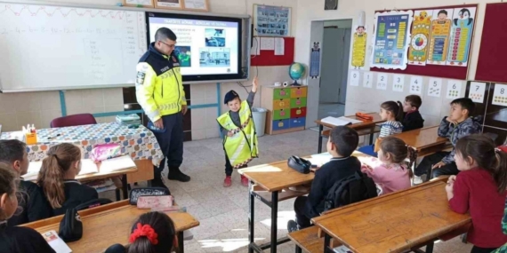 Tavşanlı’da öğrencilere trafik eğitimi