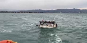 Tekkeköy açıklarında sürüklenen tekne kurtarıldı