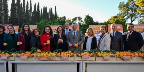 Tescillenip dünya pazarında yerini alan Antalya portakalları tanıtıldı
