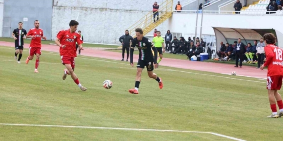 TFF 2. Lig: Isparta 32 Spor: 0 - Arnavutköy Belediye: 1